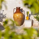 Borgo Dei Lecci Puglia Bed & Breakfast 4*