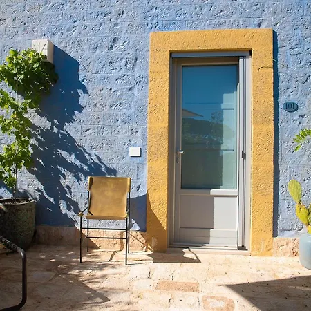 Bed & Breakfast Borgo Dei Lecci Puglia 3*
