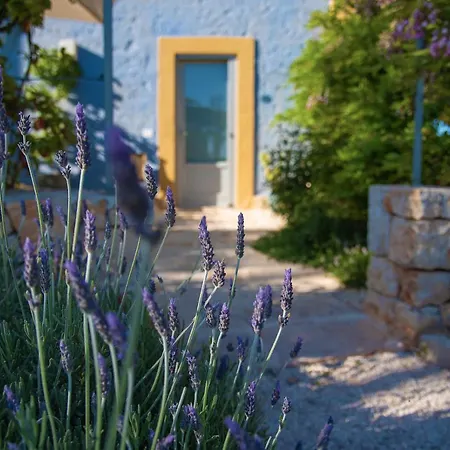 Borgo Dei Lecci Puglia Bed & Breakfast 3*