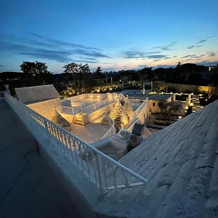 Borgo Dei Lecci Puglia Bed & Breakfast 3*